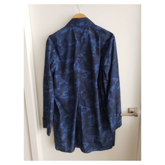 Blue Waterproof Rain Coat (Medium) - Picture 2 of 3